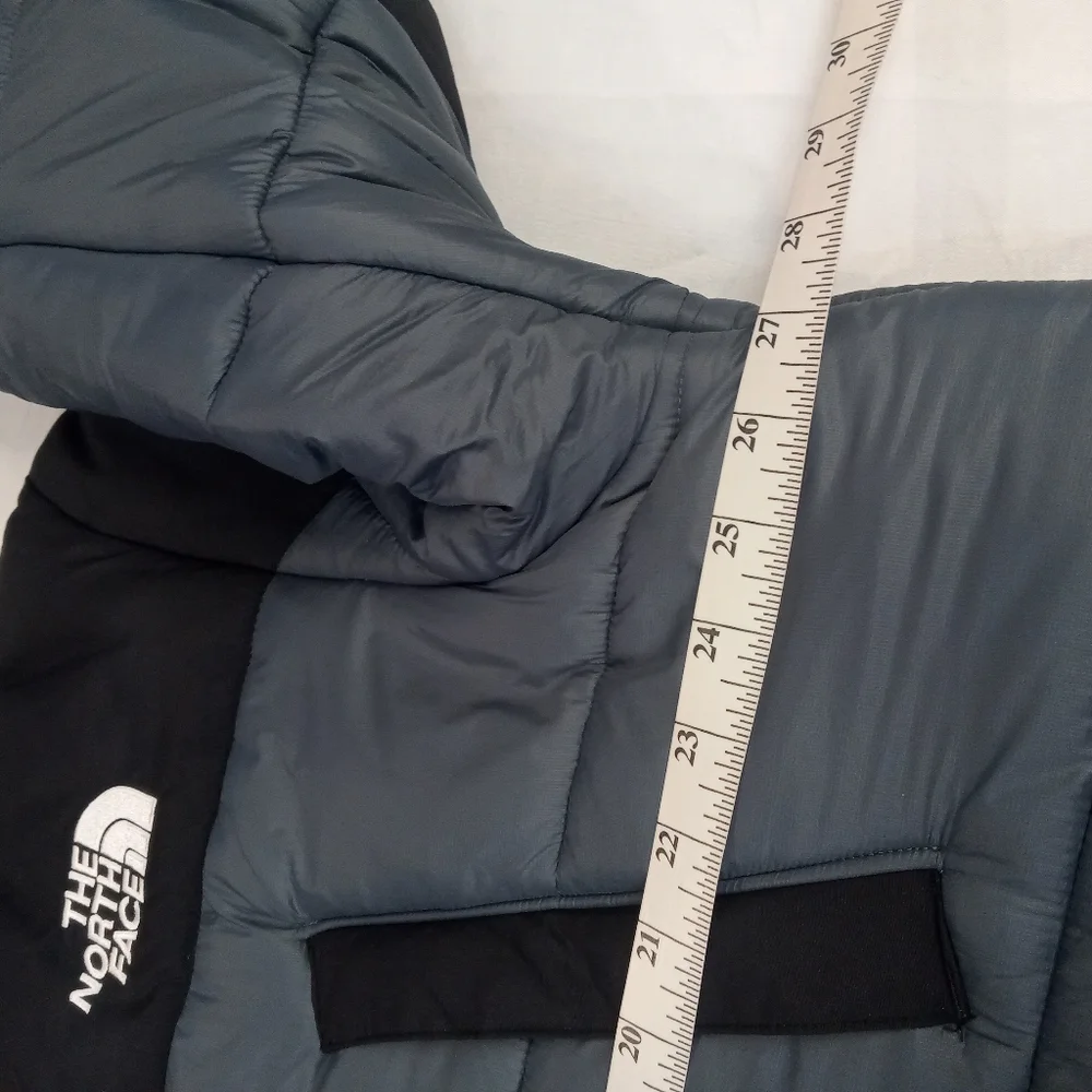 The North Face Men's Gray and Black Puffer Jacket Size XXL